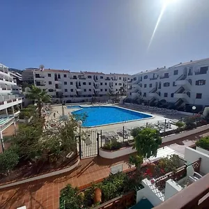 apt-victoria-court-2-lovely-65.in-canary-islands.com/
